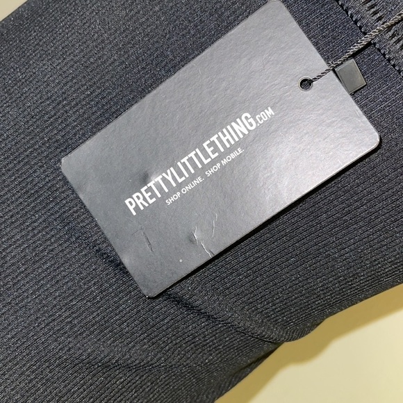 - PrettyLittleThing Little Black Dress Size 0 - Picture 10 of 11